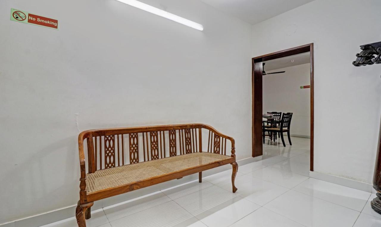 Treebo Backpackers Inn Коччи Экстерьер фото