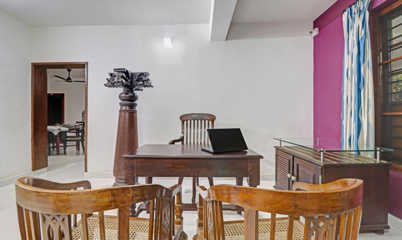 Treebo Backpackers Inn Коччи Экстерьер фото
