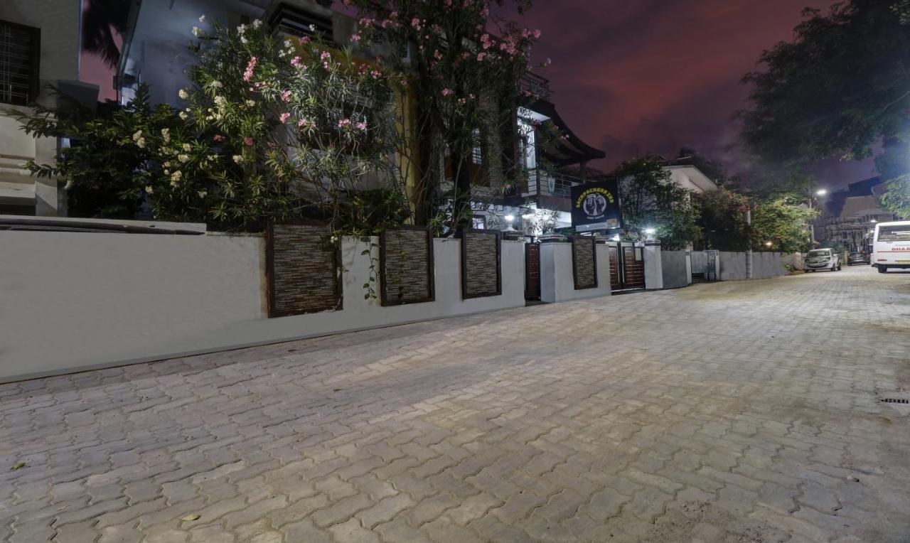 Treebo Backpackers Inn Коччи Экстерьер фото